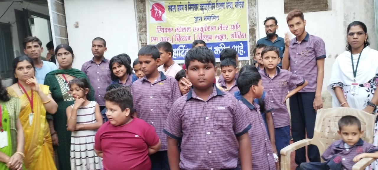 On the opening day of our school we aim to distribute uniforms to children with special needs.